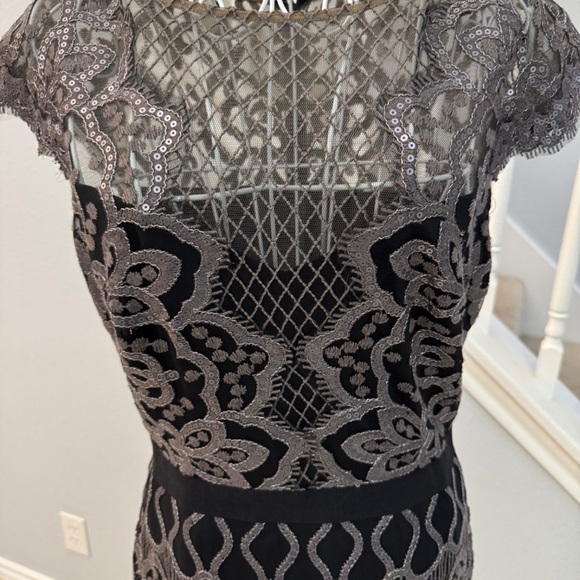 Tadashi Shoji Sequin Lace Body-Con Cocktail Dress Silver Black Size 8 - Picture 6 of 12